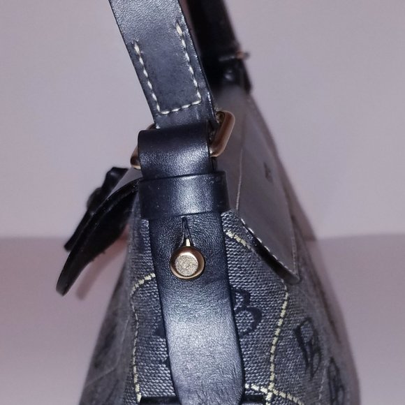 Dooney & Bourke - Picture 7 of 13